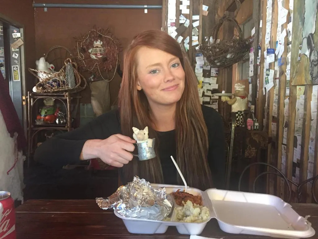 kathryn dennis eating